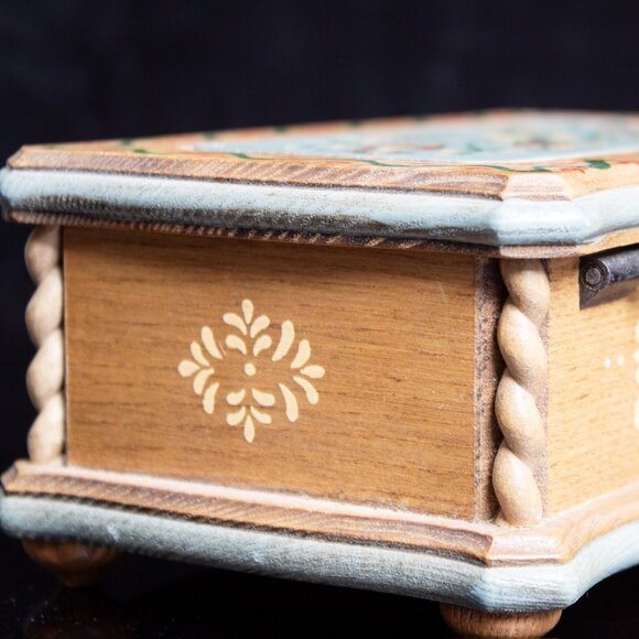 Vintage Reuge Swiss Musical Jewelry Box With Anri Hand-Painted Floral Design - Picture 8 of 11